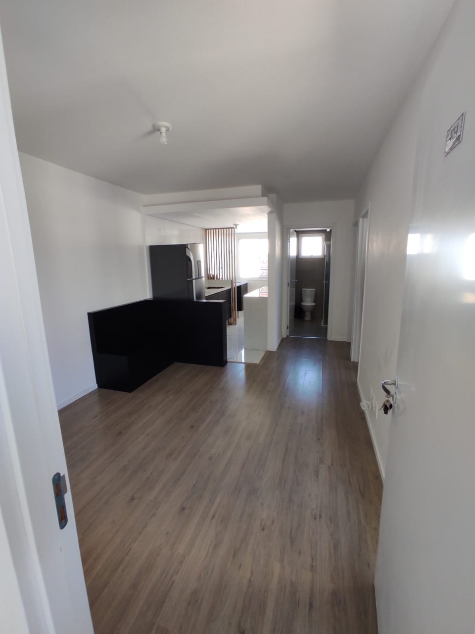 Excelente Apto a venda, com Acabamento Superior que foi entregue pela construtora!!  Porcelanato de 1⁰ linha cozinha e banheiro, com móveis planejados por uma das empresas mais conceituadas no ramo moveleiro. 