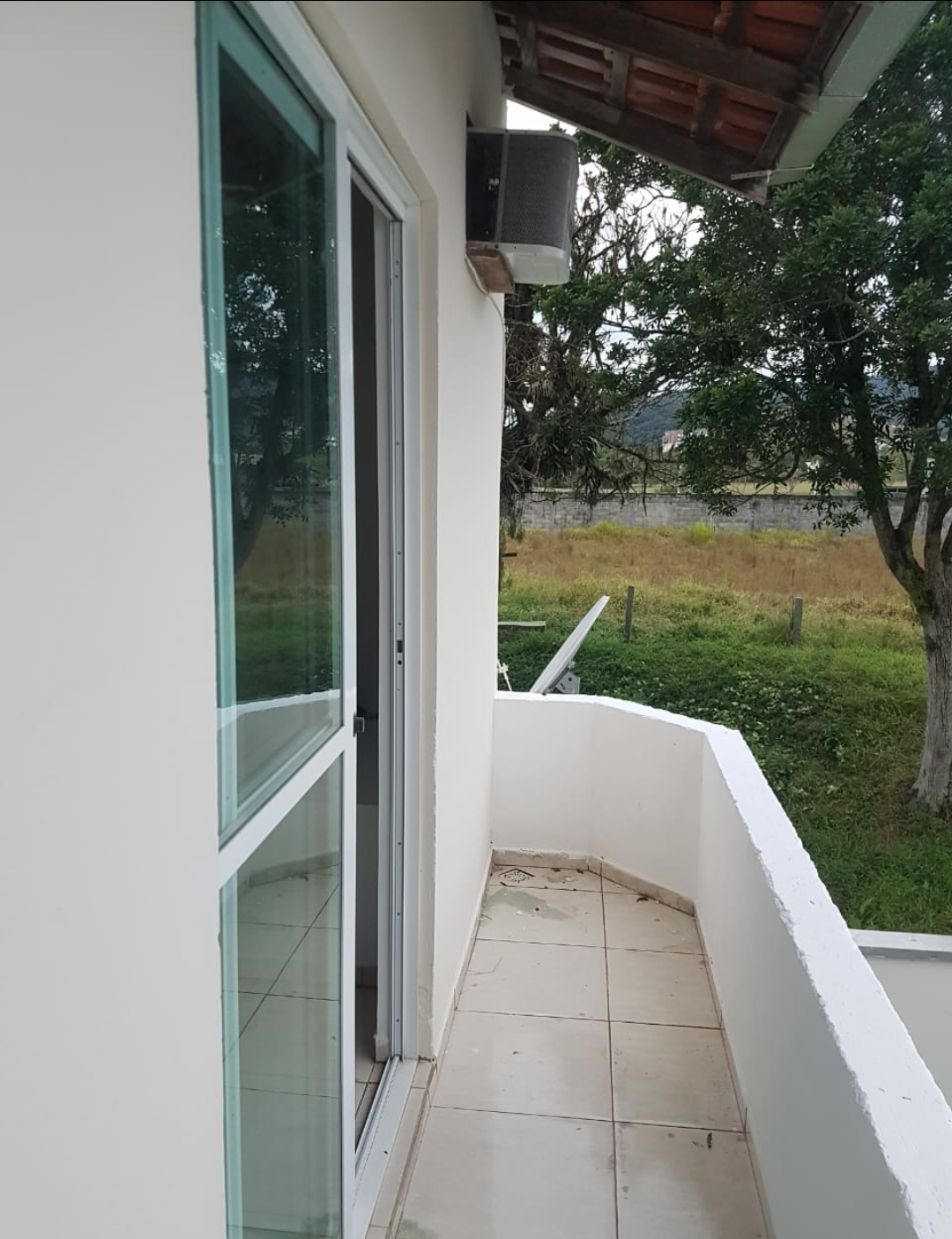 SOBRADO A VENDA EM CAMBORIÚ 