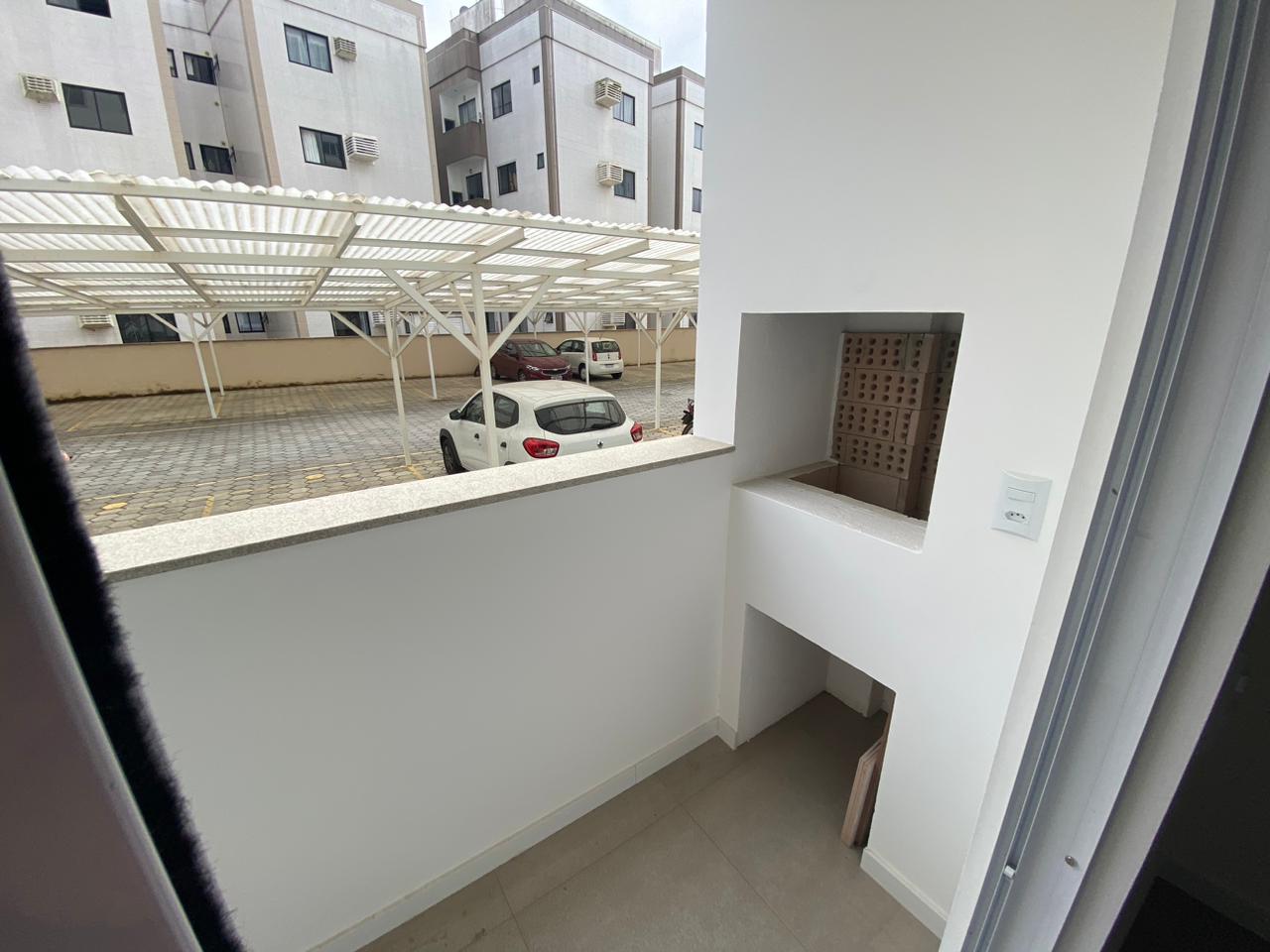 APARTAMENTO TÉRREO DE FRENTE SEMI MOBILIADO DE FRENTE PARA LOCAÇÃO ANUAL