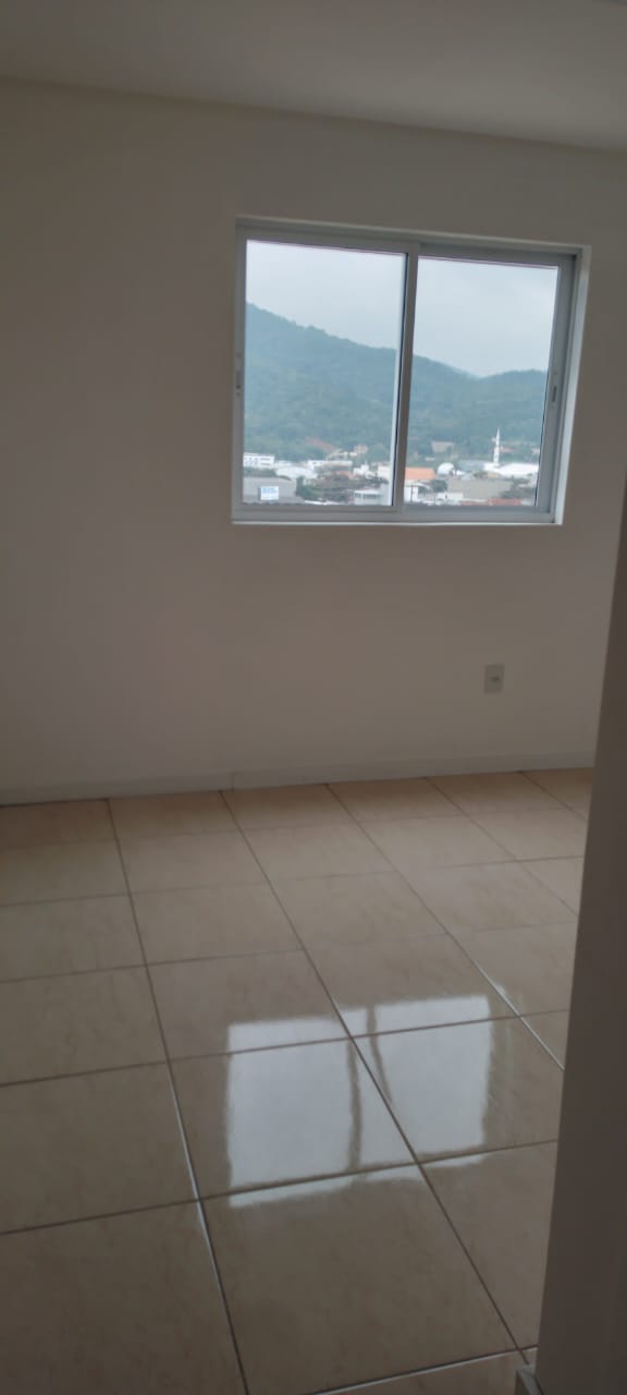 APARTAMENTO SEMI MOBILIADO NO TABULEIRO