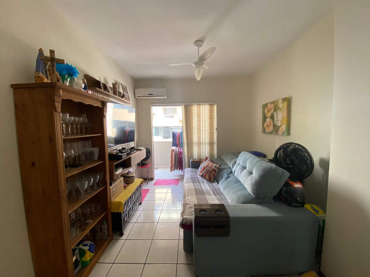 APARTAMENTO A VENDA PARA INVESTIR COM SACADA COM CHURRASQUEIRA EM RUA RETA AO MAR