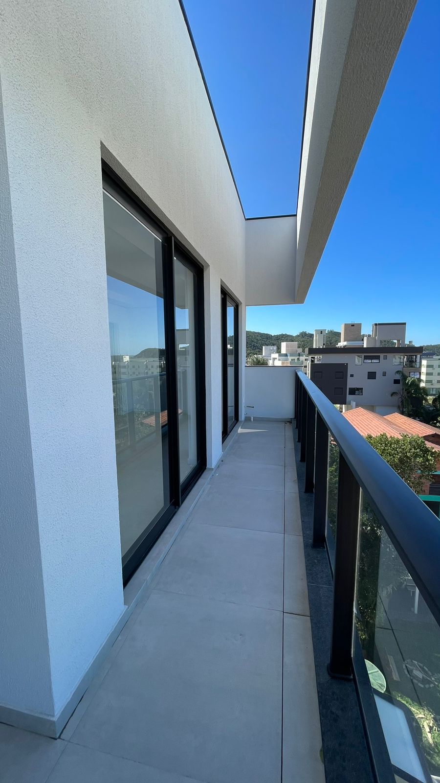DUPLEX À VENDA NA PRAIA DE MARISCAL EM BOMBINHAS