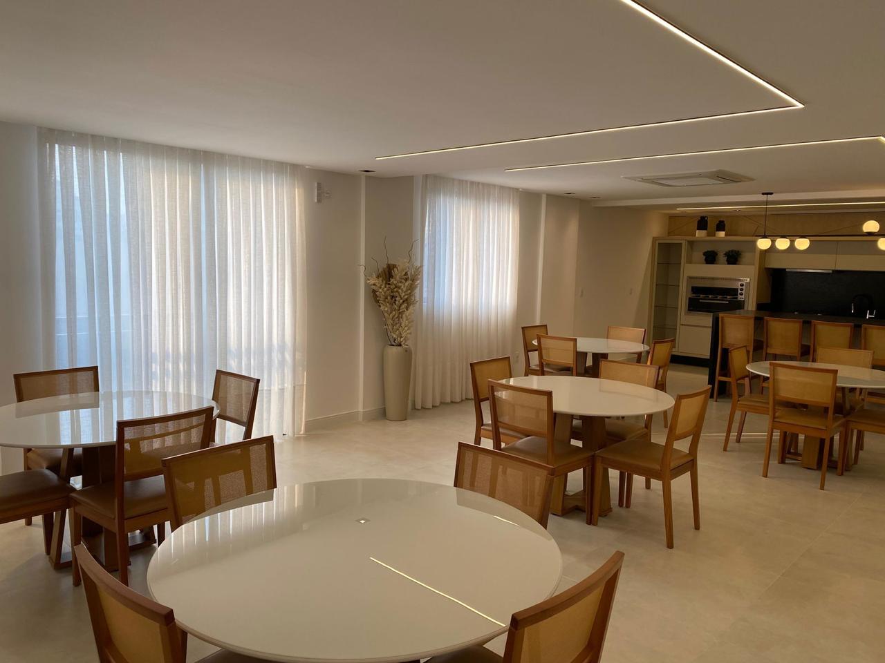 APARTAMENTO SEM MÓVEIS PARA VENDA NO BAIRRO DAS NAÇÕES