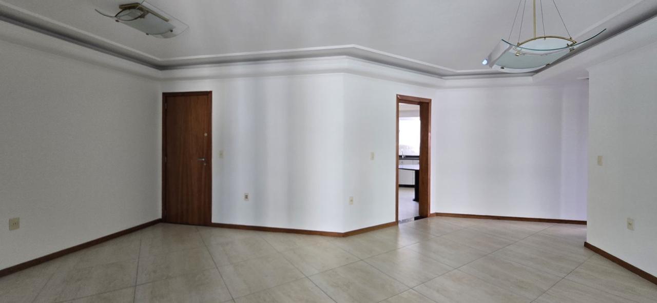 APARTAMENTO PRÓXIMO A AVENIDA BRASIL COM 3 DORMITÓRIOS