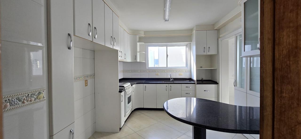 APARTAMENTO PRÓXIMO A AVENIDA BRASIL COM 3 DORMITÓRIOS