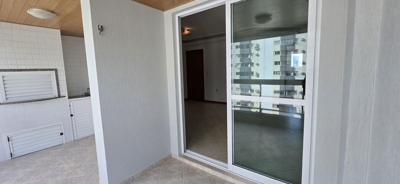 APARTAMENTO PRÓXIMO A AVENIDA BRASIL COM 3 DORMITÓRIOS