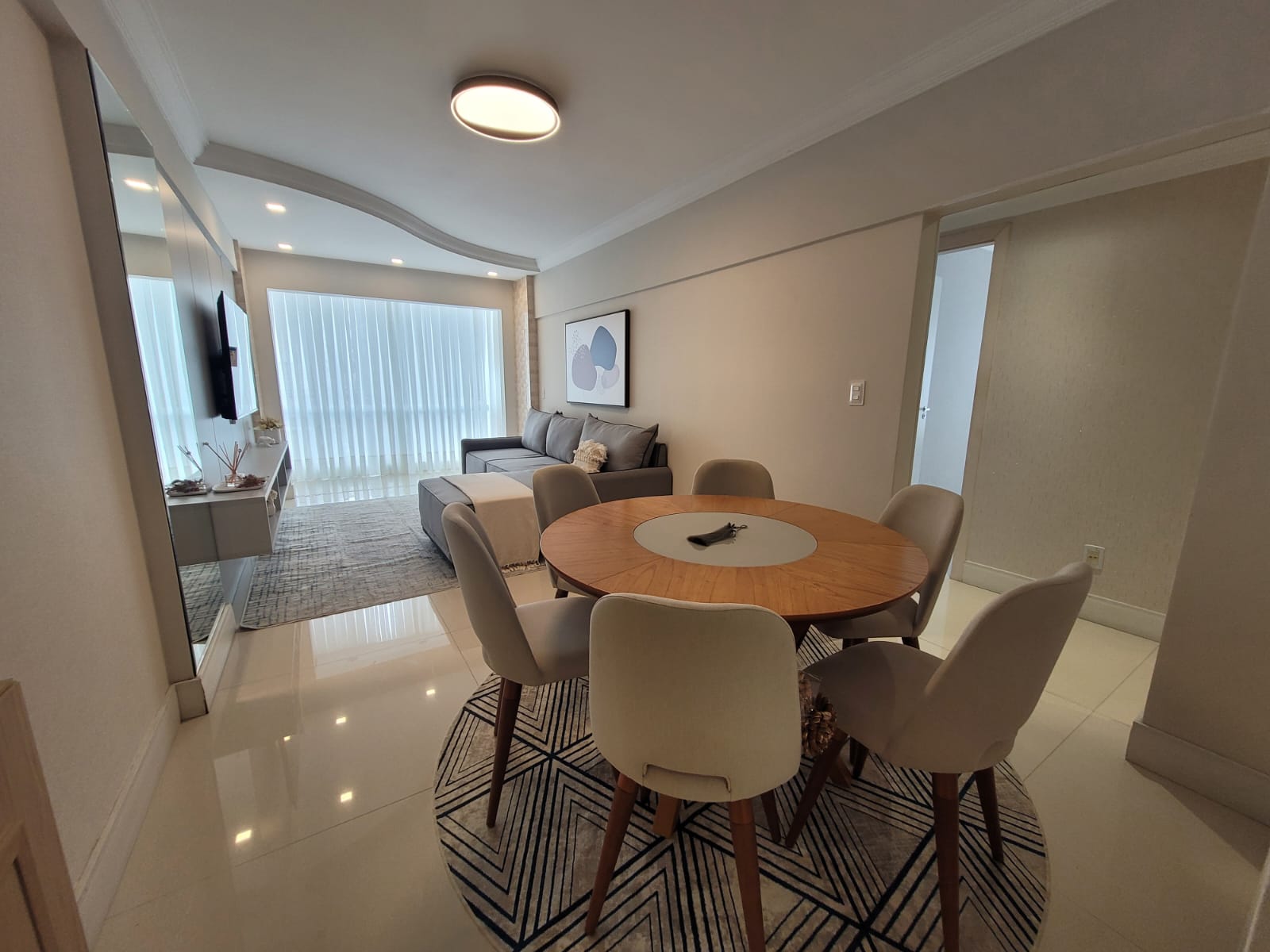APARTAMENTO COM VISTA PARA AVENIDA BRASIL COM 3 DORMITÓRIOS