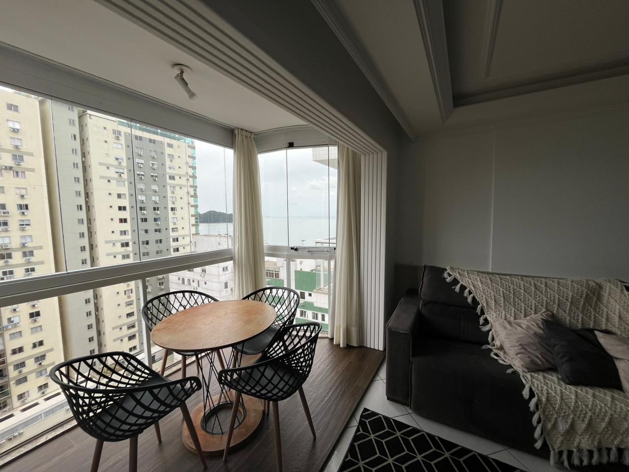 APARTAMENTO NO EDIFICIO IMPERATRIZ COM VISTA MAR E ANDAR ALTO