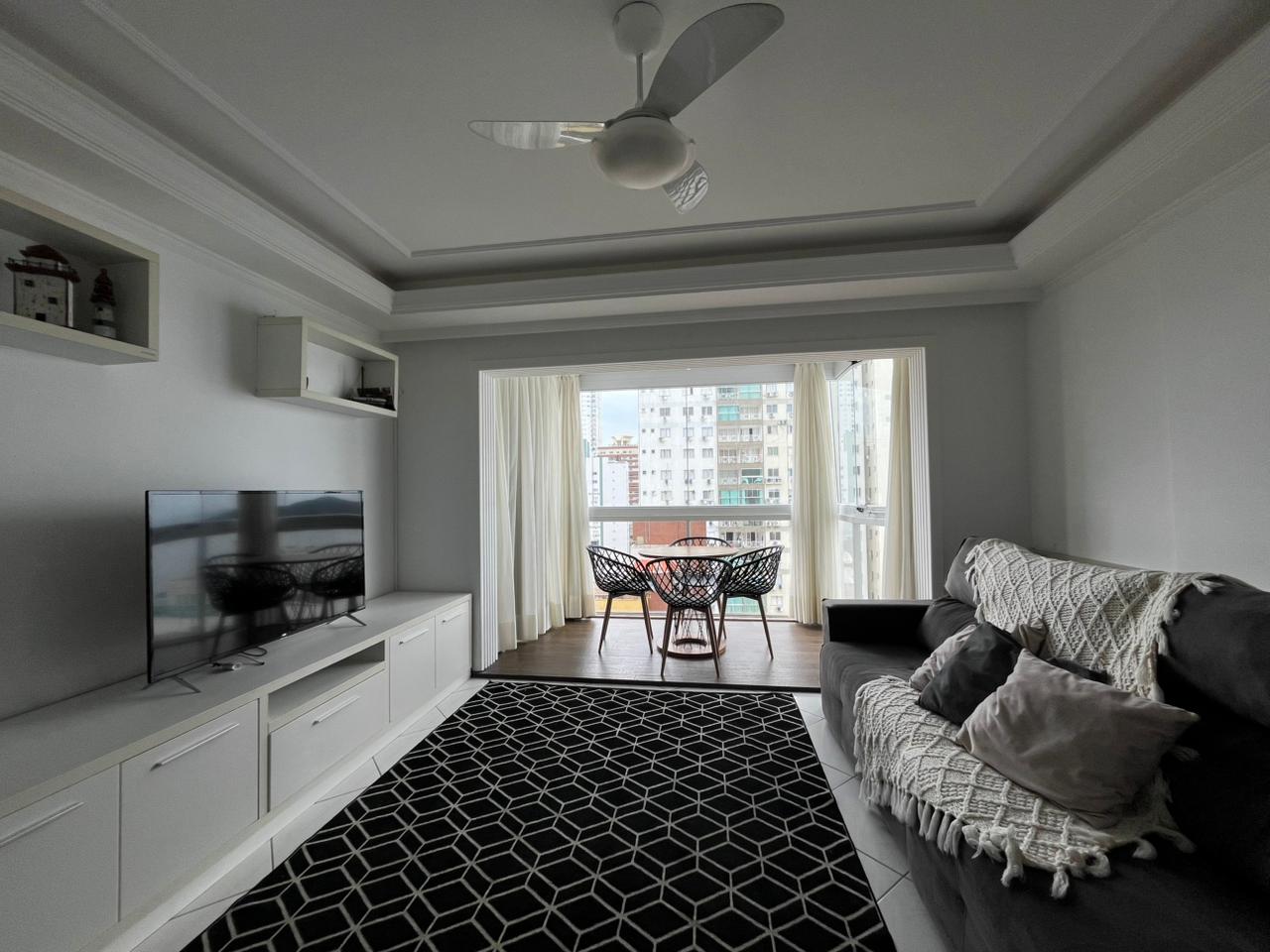 APARTAMENTO NO EDIFICIO IMPERATRIZ COM VISTA MAR E ANDAR ALTO
