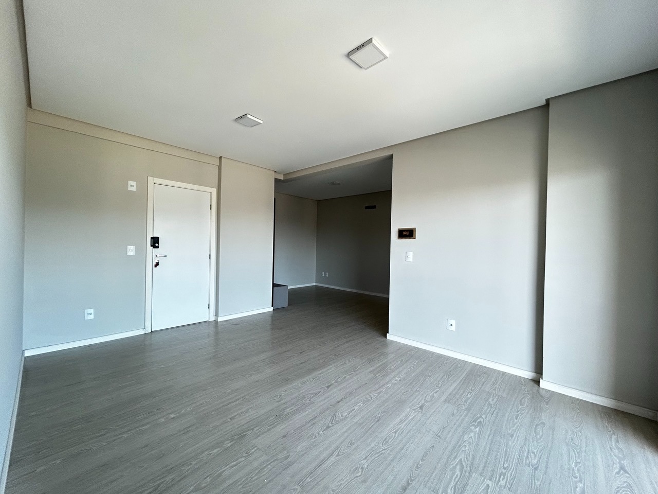 APARTAMENTO NA FAZENDA EM ITAJAI COM 3 DORMITÓRIOS E LAZER COMPLETO