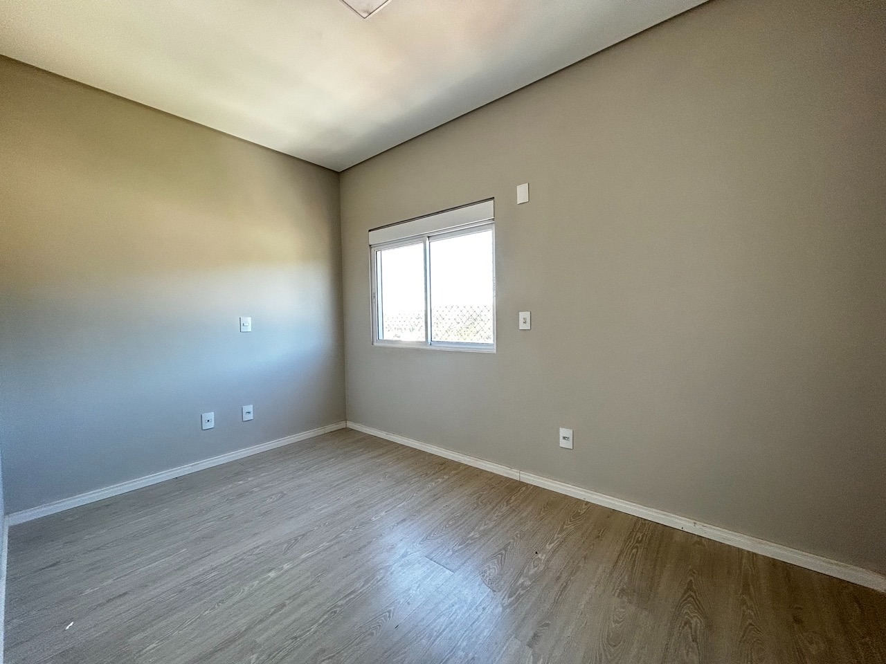 APARTAMENTO NA FAZENDA EM ITAJAI COM 3 DORMITÓRIOS E LAZER COMPLETO