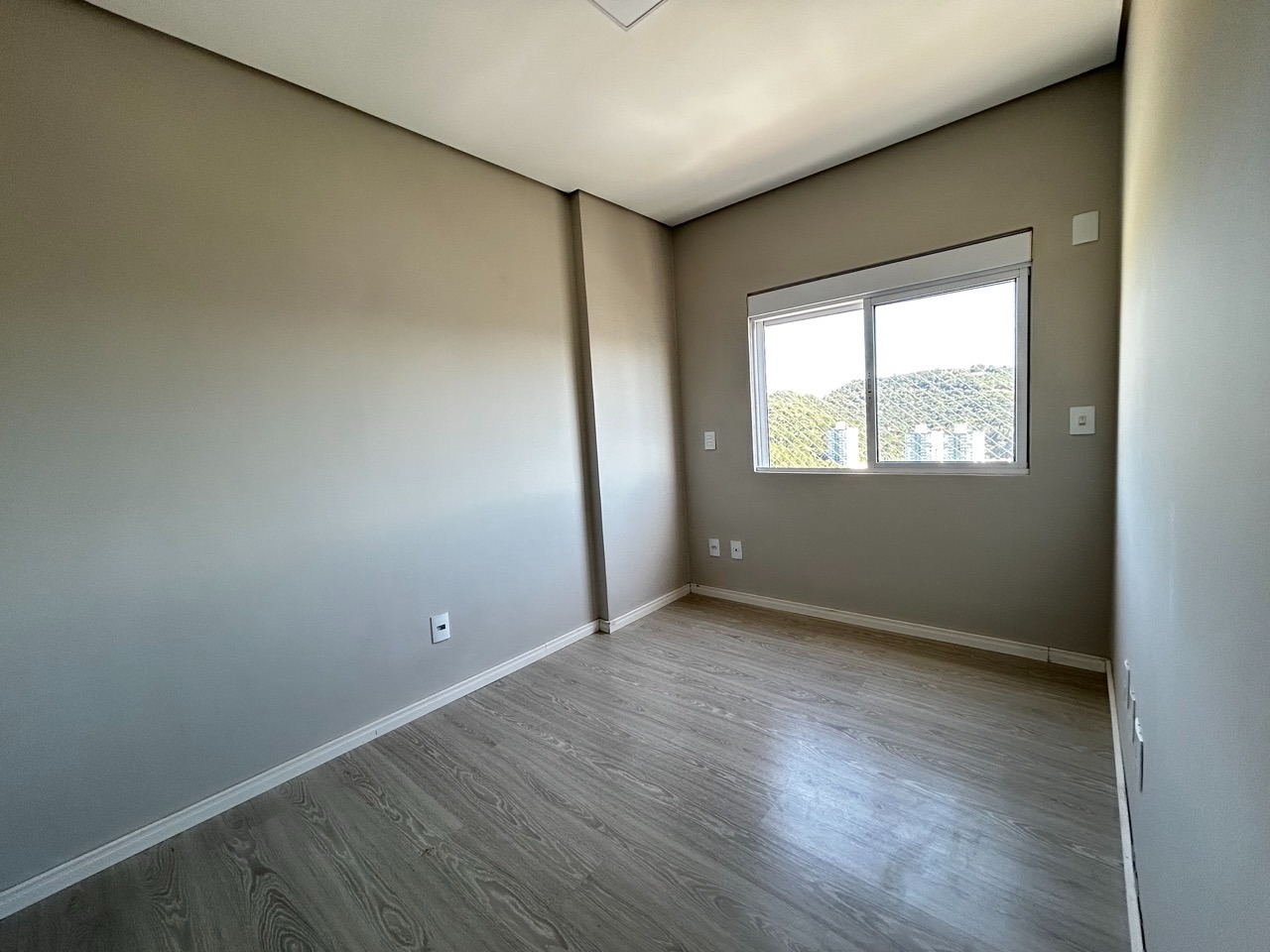 APARTAMENTO NA FAZENDA EM ITAJAI COM 3 DORMITÓRIOS E LAZER COMPLETO