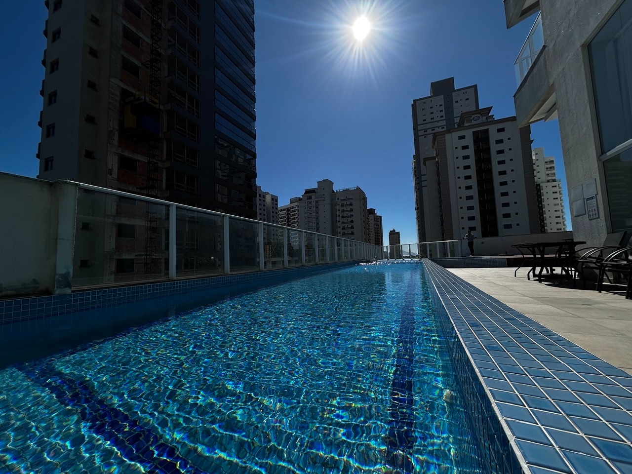 APARTAMENTO NA FAZENDA EM ITAJAI COM 3 DORMITÓRIOS E LAZER COMPLETO