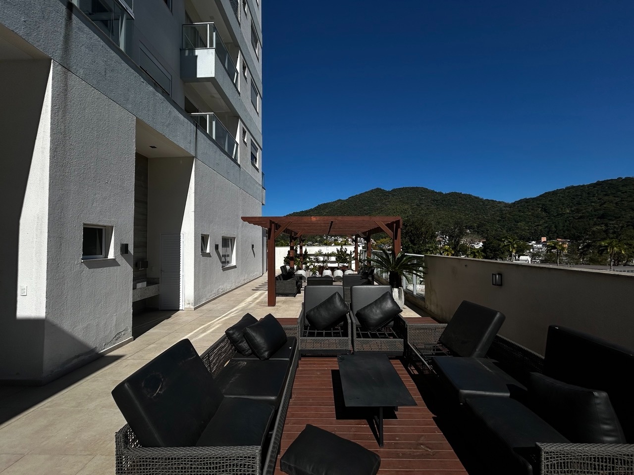 APARTAMENTO NA FAZENDA EM ITAJAI COM 3 DORMITÓRIOS E LAZER COMPLETO