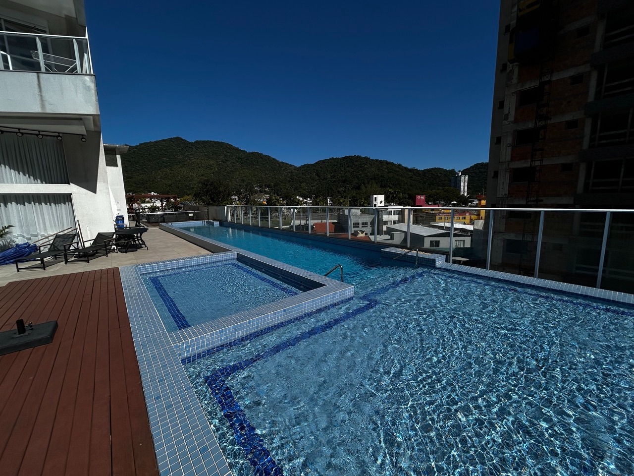 APARTAMENTO NA FAZENDA EM ITAJAI COM 3 DORMITÓRIOS E LAZER COMPLETO