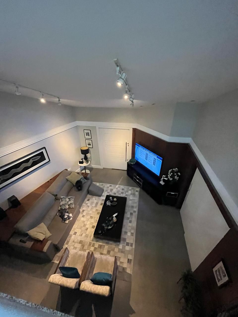 CASA ALTO PADRÃO COMERCIAL E RESIDENCIAL PARA LOCAÇÃO ANUAL NA PRAIA BRAVA