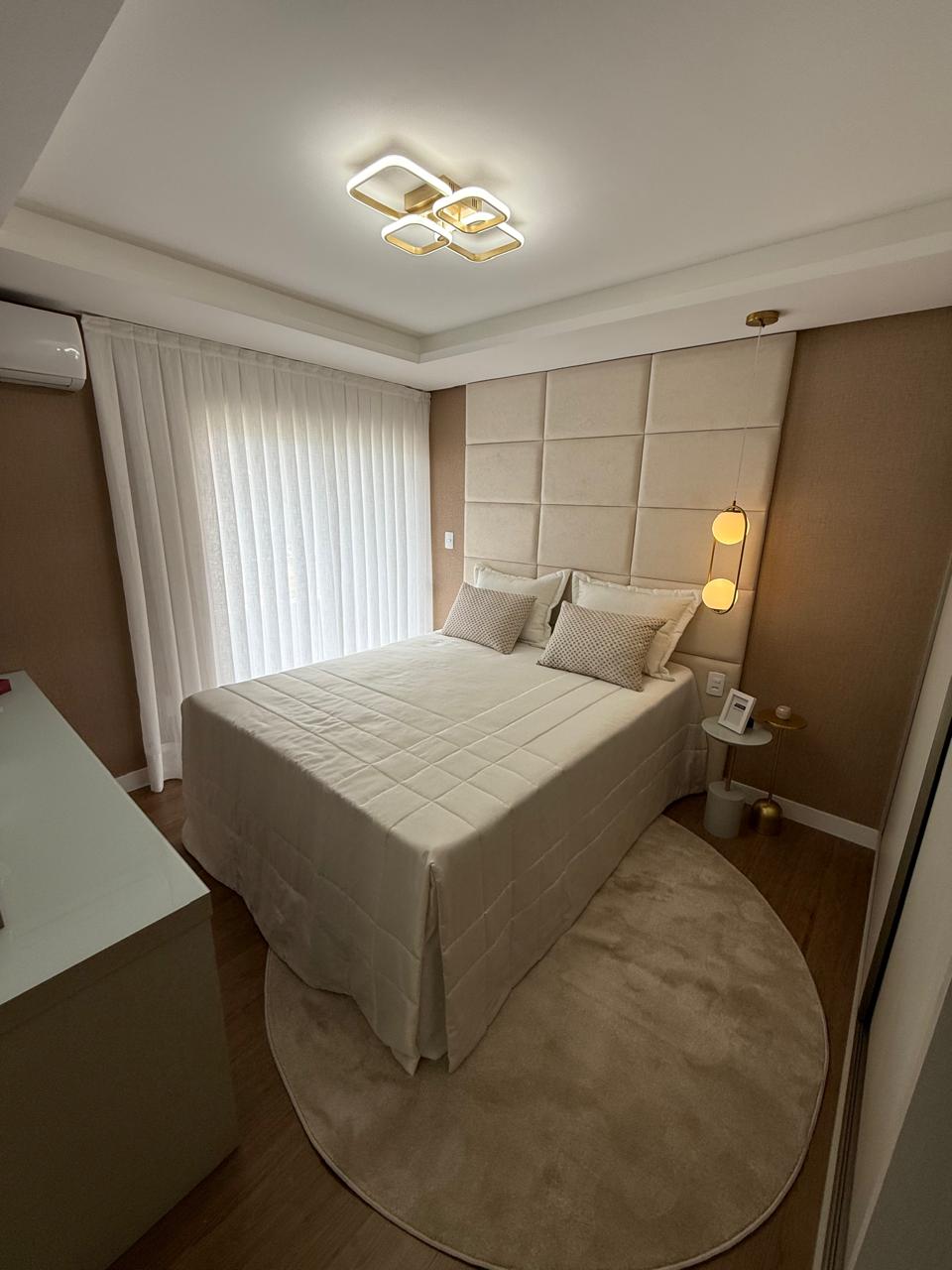 CASA FANTÁSTICA COMPLETA E DECORADA EM CONDOMÍNIO FECHADO A VENDA NA BARRA