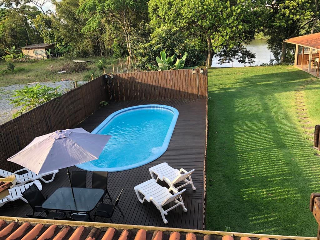 CASA COM 9 BANHEIROS PARA LOCAÇÃO ANUAL