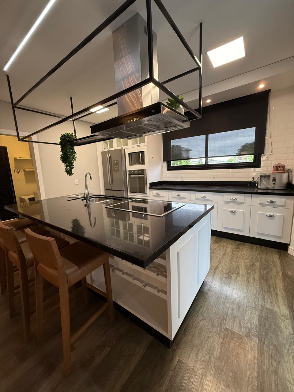 CASA DUPLEX PARA LOCAÇÃO ANUAL NO CALEDONIA
