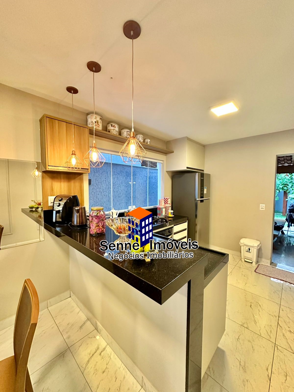 DUPLEX COM 3 SUÍTES EM MORADA DE LARANJEIRAS - PORTEIRA FECHADA