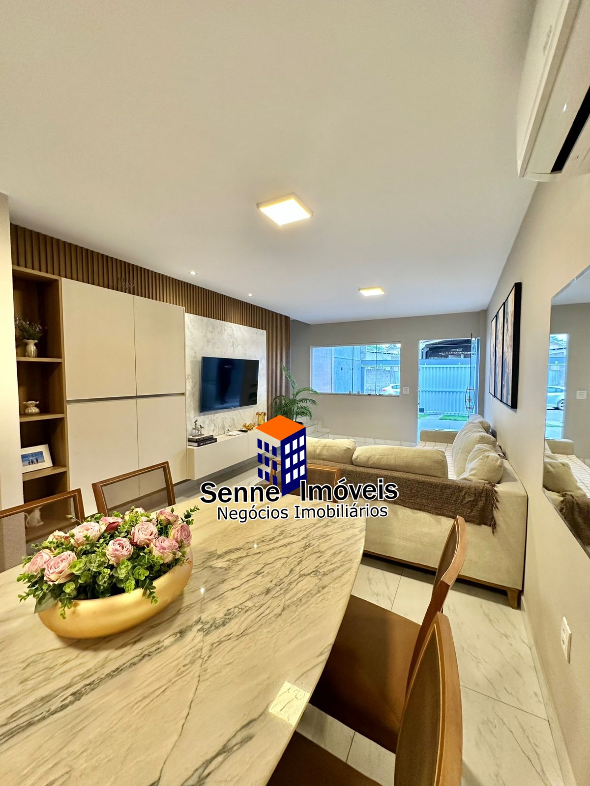 DUPLEX COM 3 SUÍTES EM MORADA DE LARANJEIRAS - PORTEIRA FECHADA