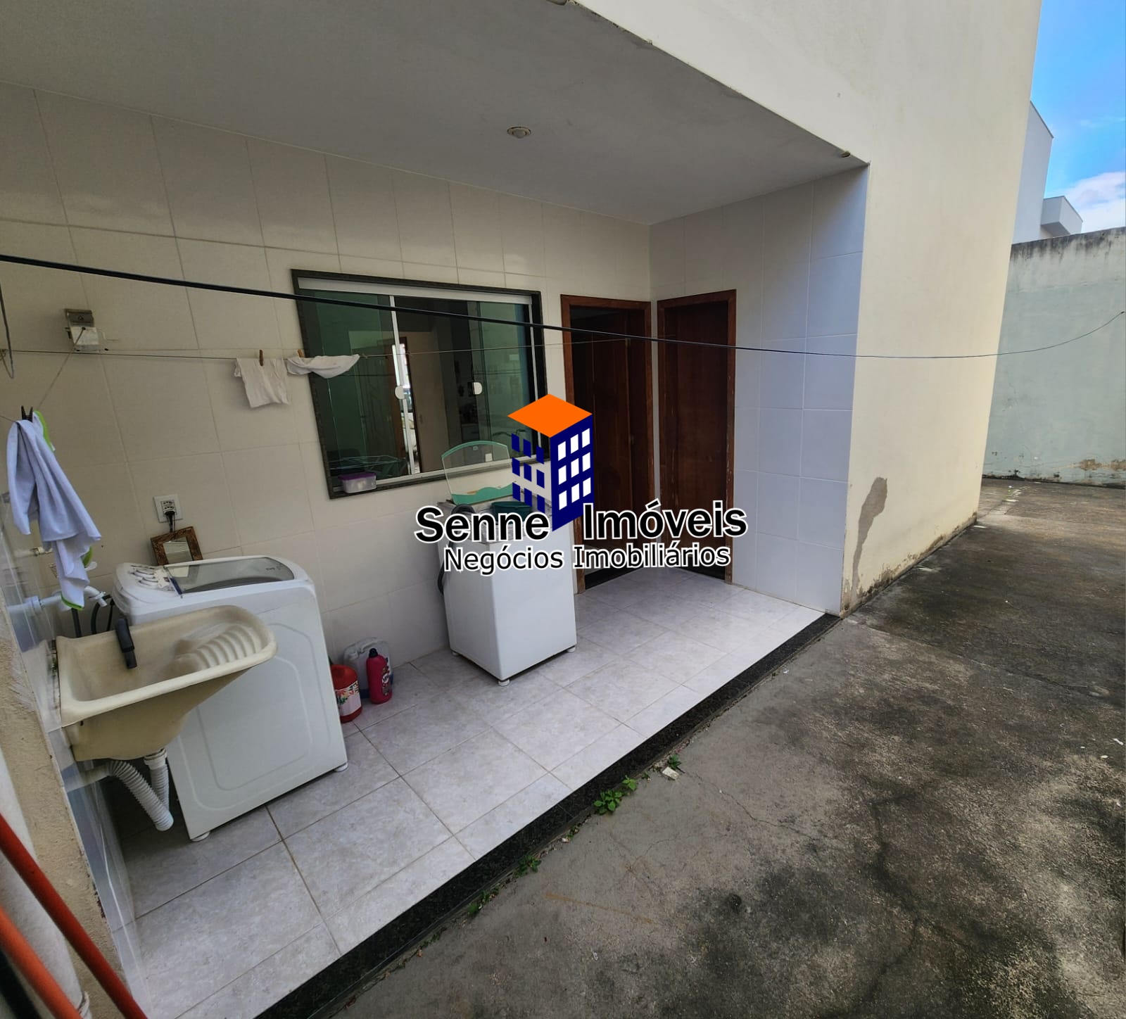 CASA INDIVIDUAL DUPLEX EM COLINA DE LARANJEIRAS