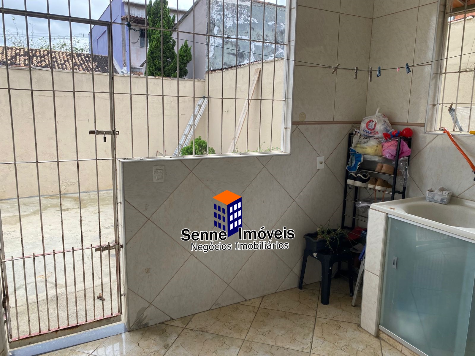 CASA 3 QUARTOS COM SUITE EM ELDORADO