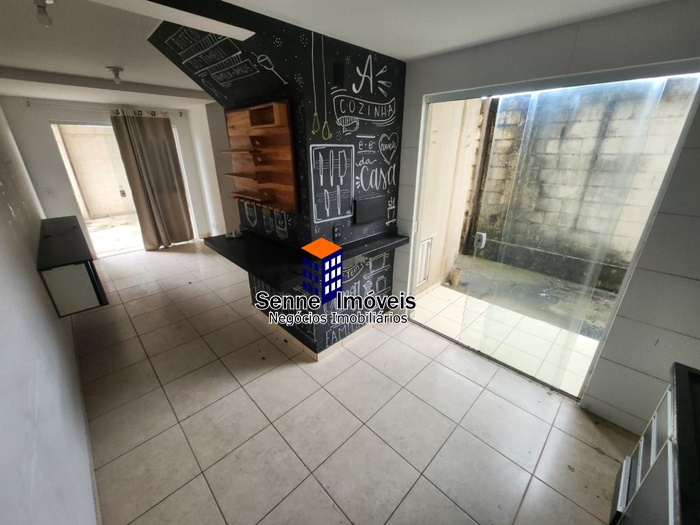 CASA EM NOVA CARAPINA II