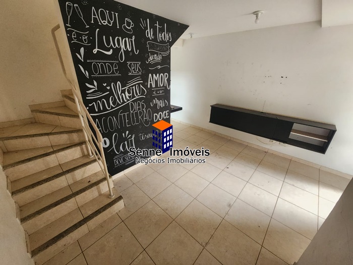 CASA EM NOVA CARAPINA II