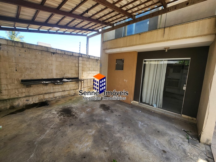 CASA EM NOVA CARAPINA II