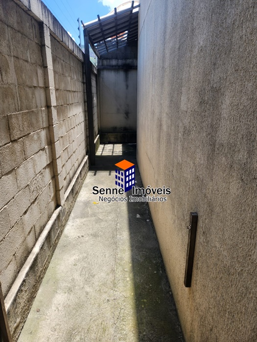 CASA EM NOVA CARAPINA II