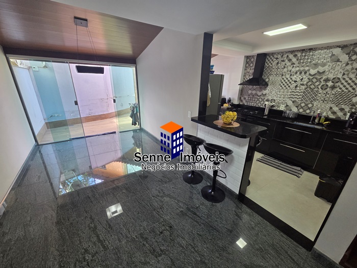 CASA DUPLEX 4 QUARTOS NO ALDEIA DAS LARANJEIRAS
