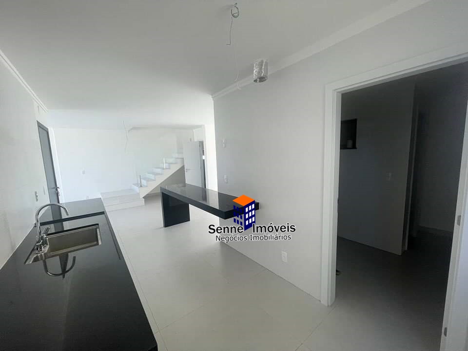 CASAS 4 QUARTOS (2 SUÍTES) E PISCINA NO COND. ARQUIPÉLAGO DE MANGUINHOS 