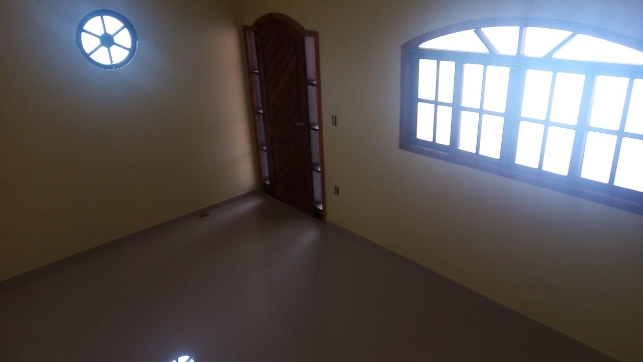 MOMBAÇA 