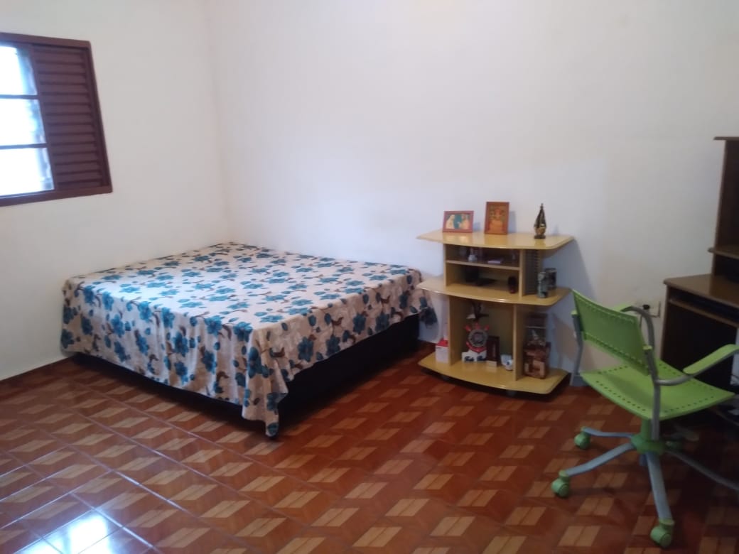 Casa Cidade Jardim com ponto comercial