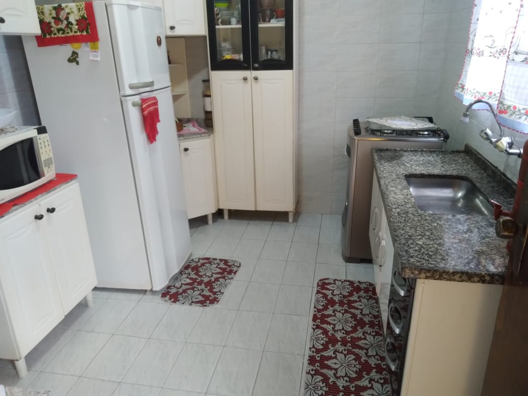 Casa Cidade Jardim com ponto comercial