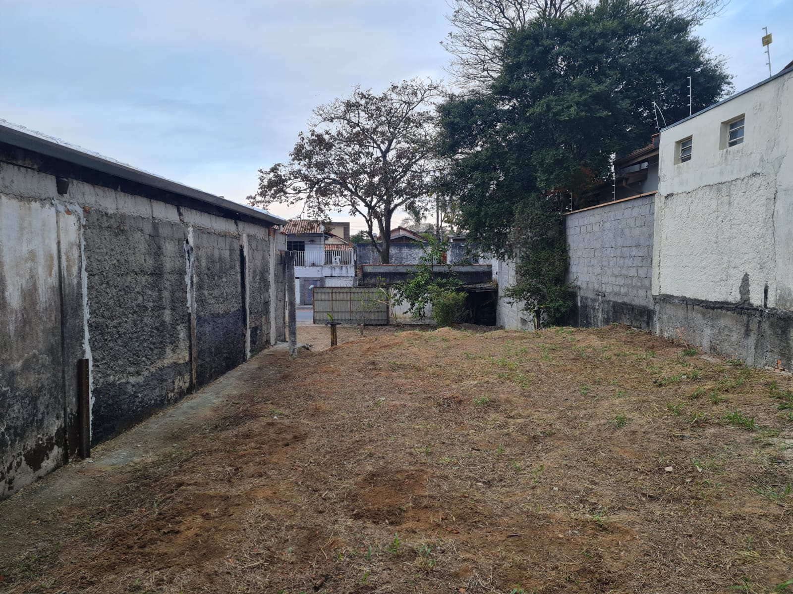 TERRENO VIA EXPRESSA