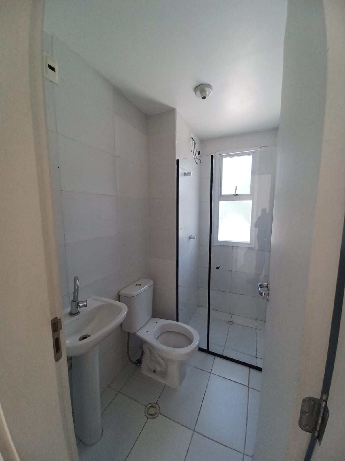 Apartamametnto condomínio Anaua para Locação