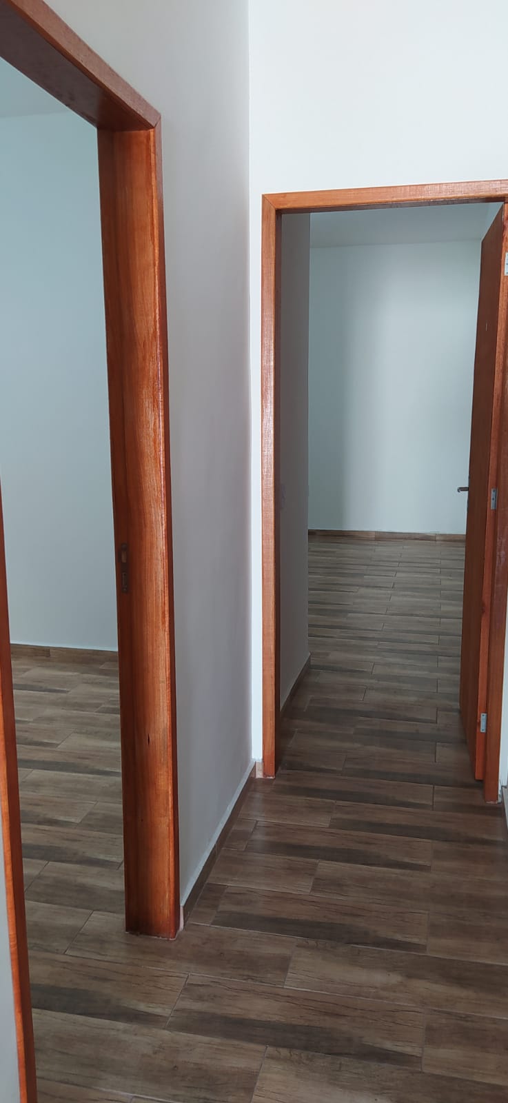 CASA NOVA 2 dorm. e 1 suite