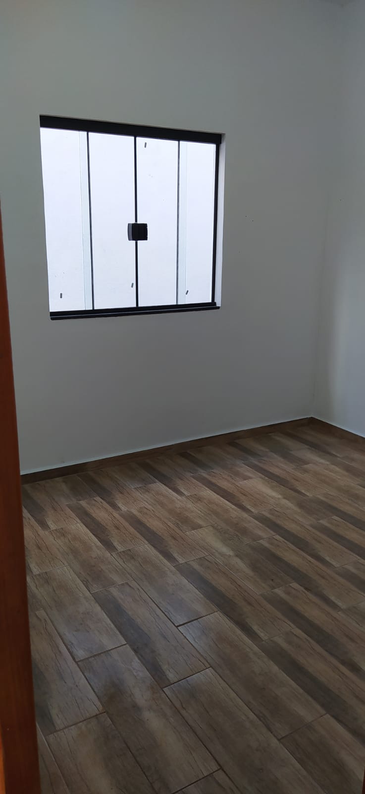 CASA NOVA 2 dorm. e 1 suite