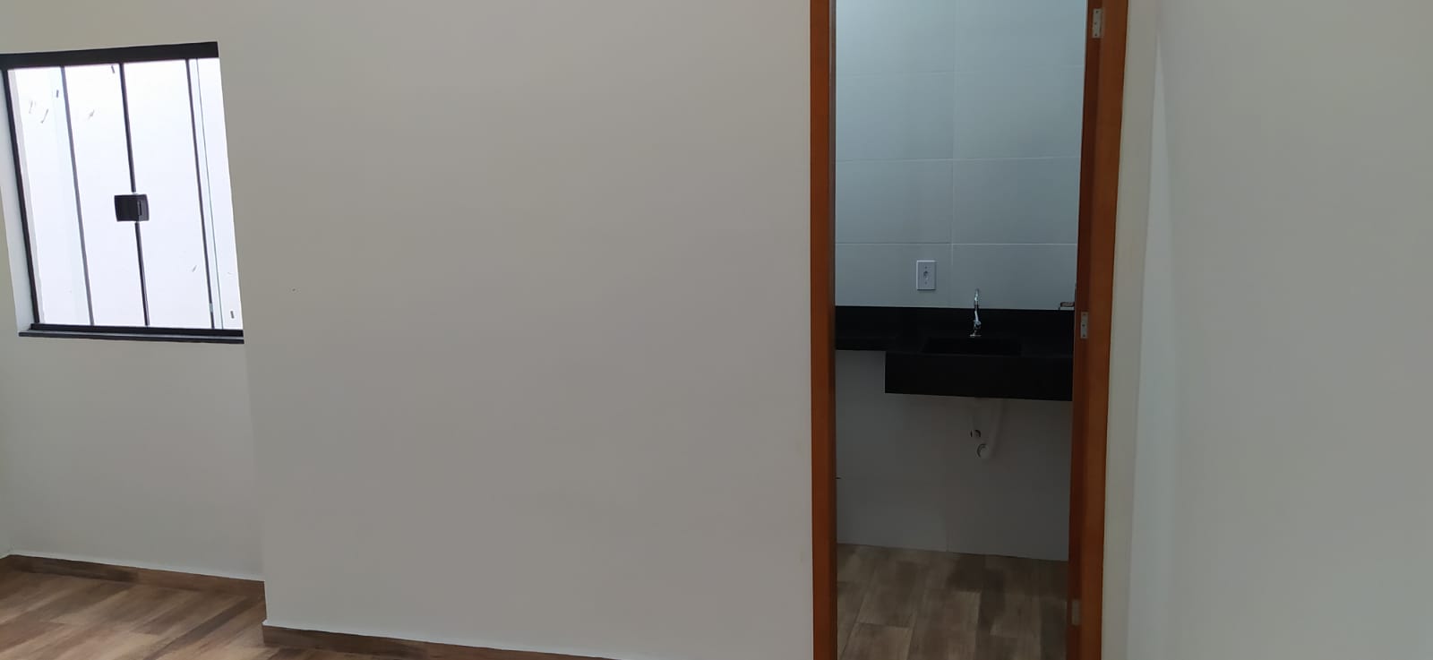 CASA NOVA 2 dorm. e 1 suite