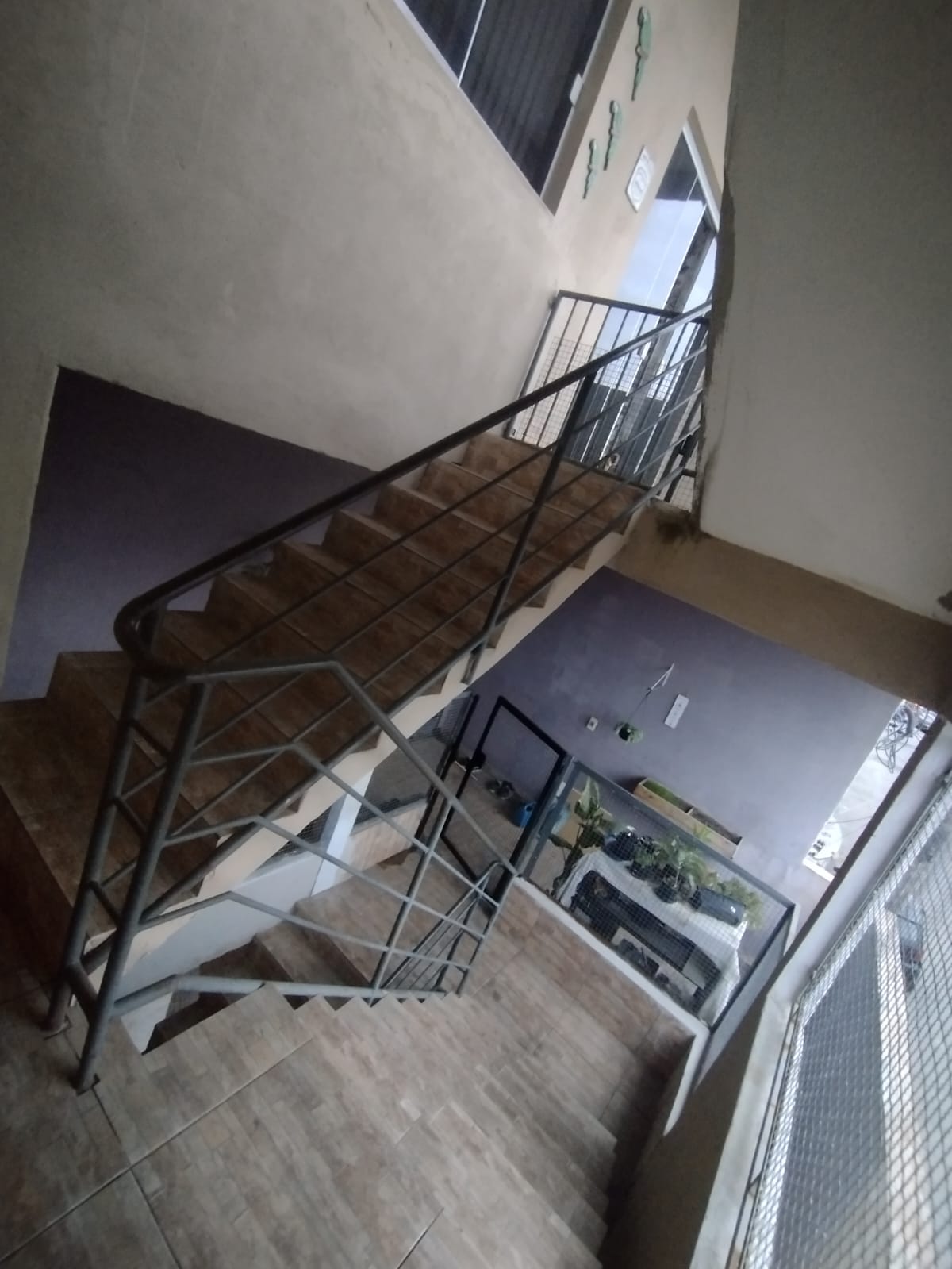 Prédio com 3 apartamentos com 3 dorm e 1 suite