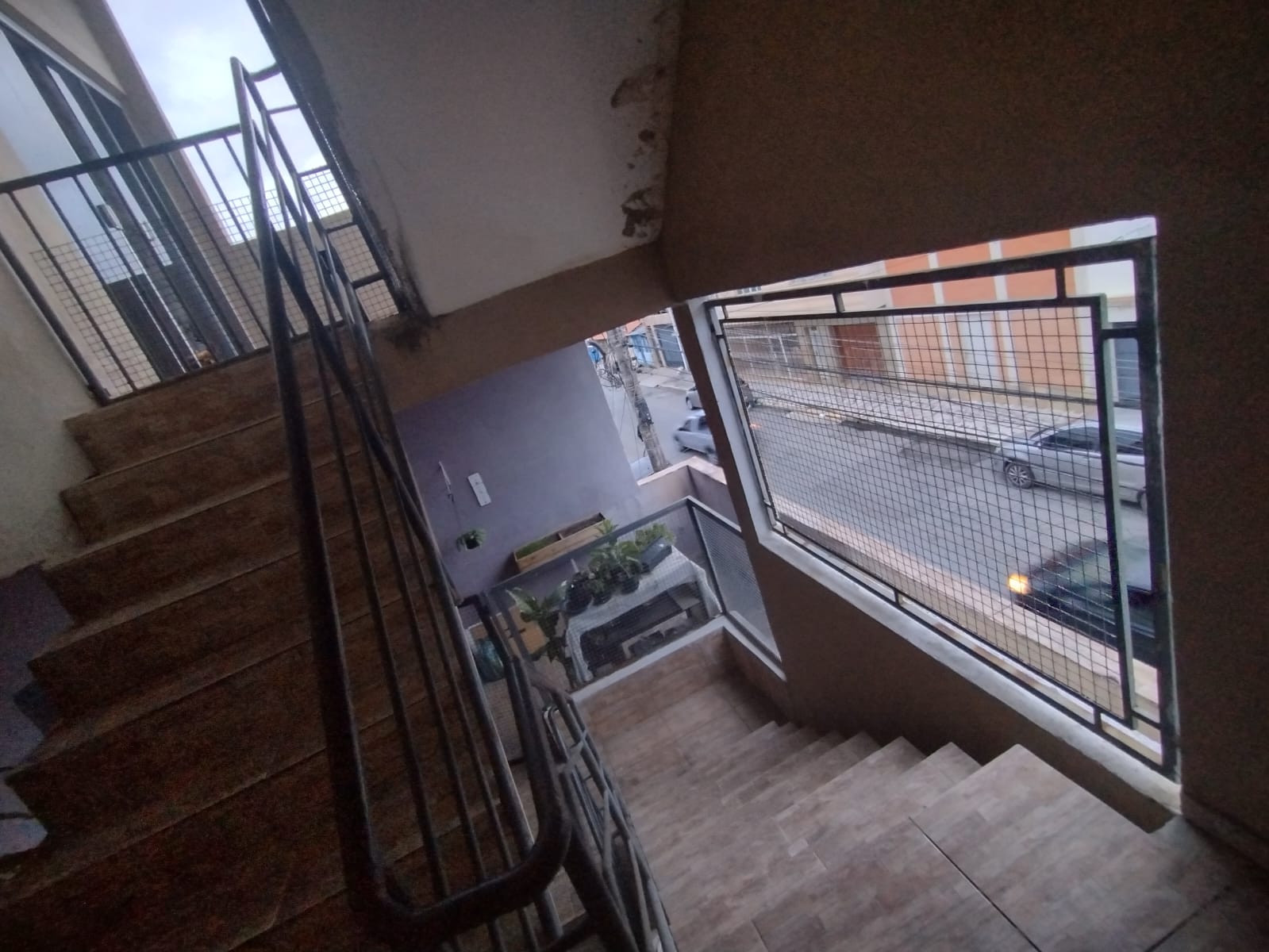 Prédio com 3 apartamentos com 3 dorm e 1 suite