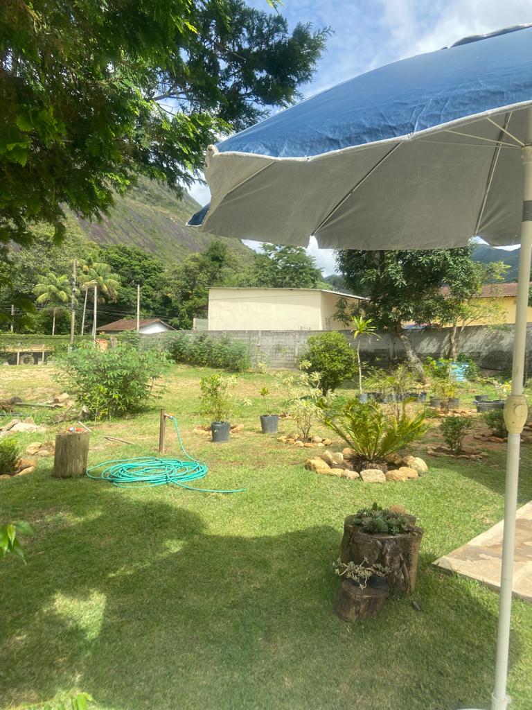 VENDA: Casa em Araras, Petrópolis - RJ. 