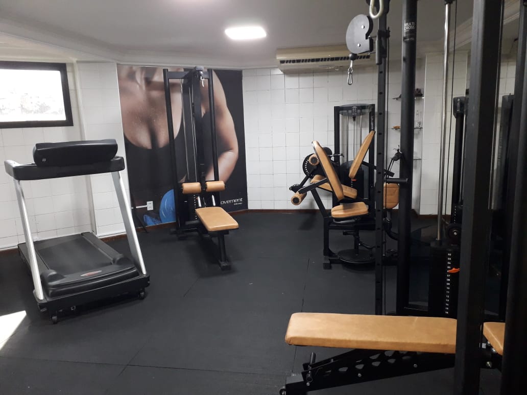 ALUGO 3 QUARTOS COM 3 GARAGENS  NO CIDADE JARDIM