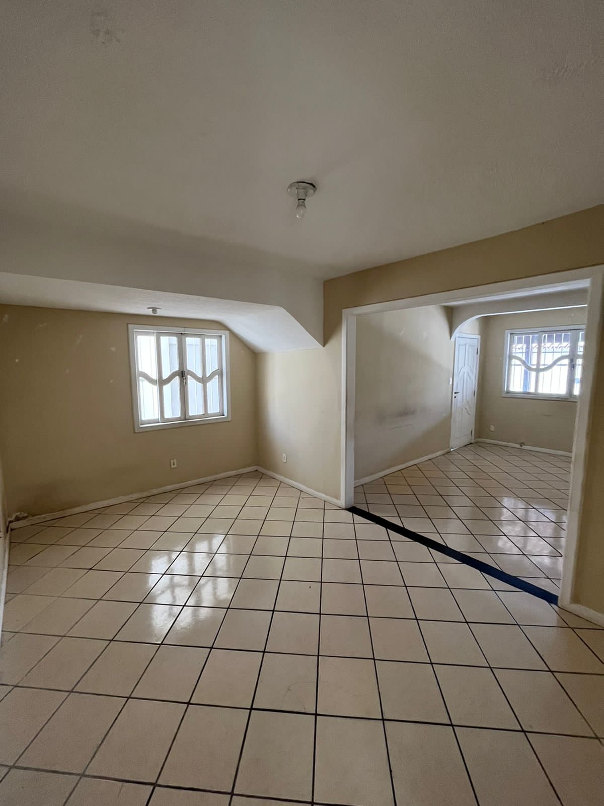 Casa 03 Quartos e 03 Suítes em Novo México