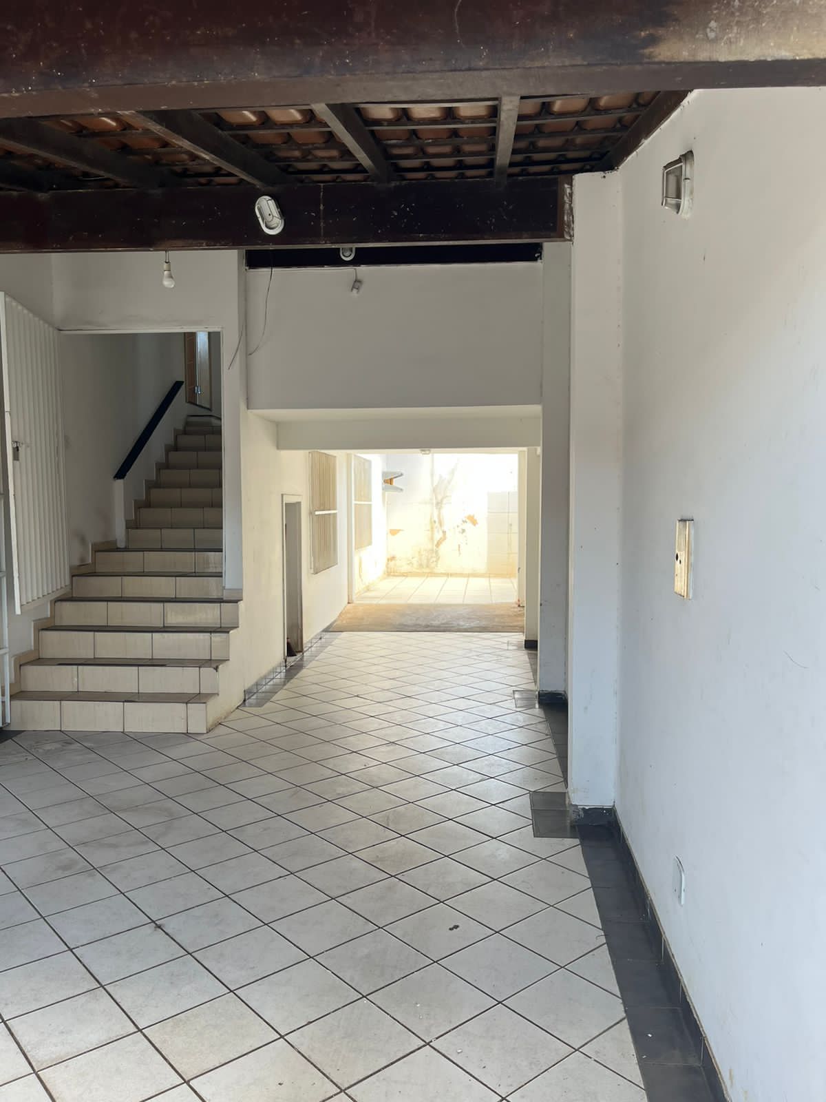 Casa 03 Quartos e 03 Suítes em Novo México