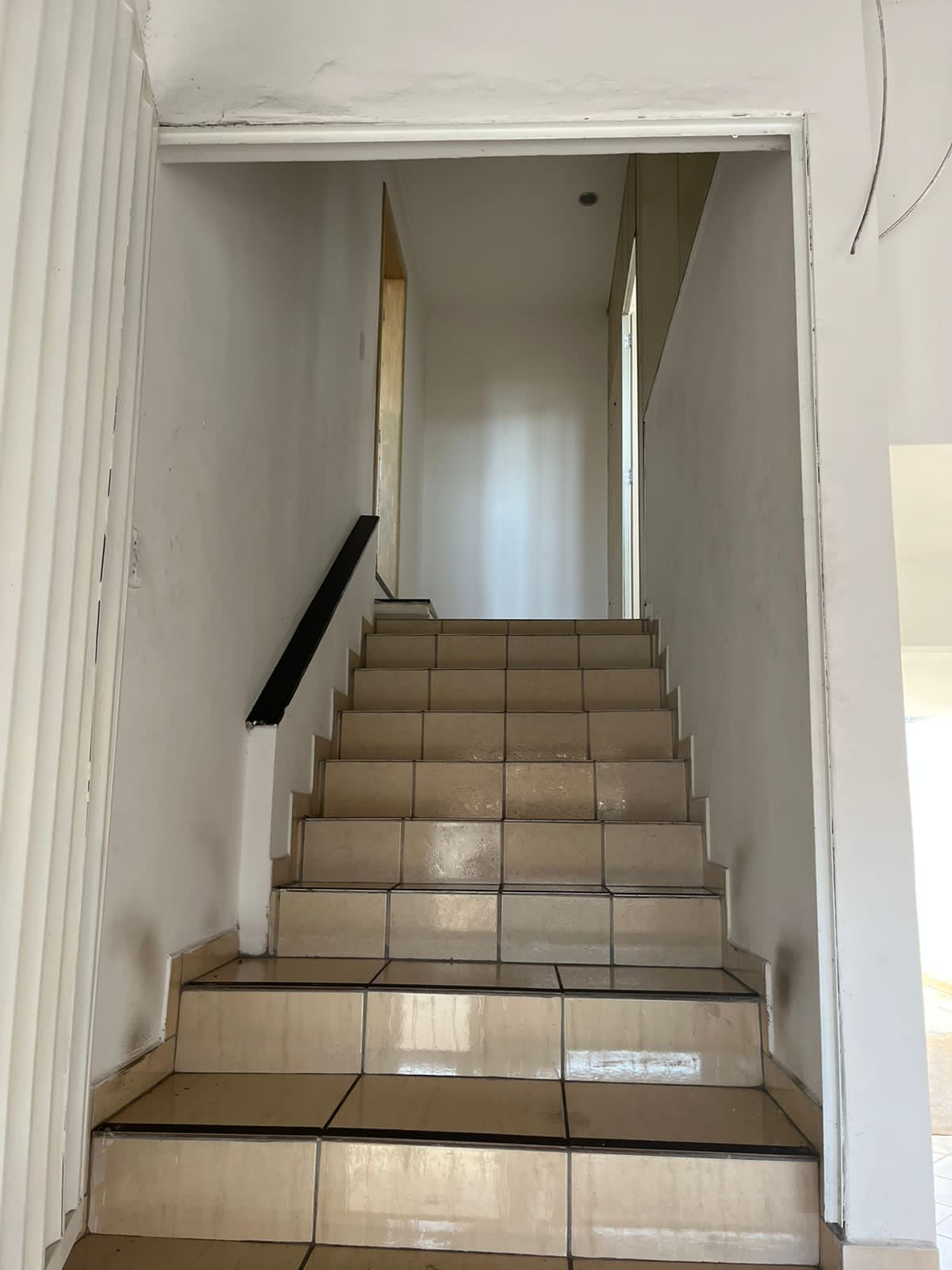 Casa 03 Quartos e 03 Suítes em Novo México