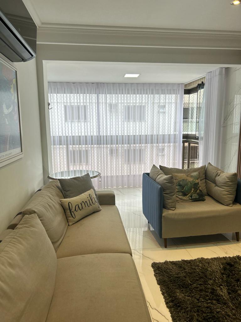 Apartamento de 04 Quartos com Suíte em Itapuã