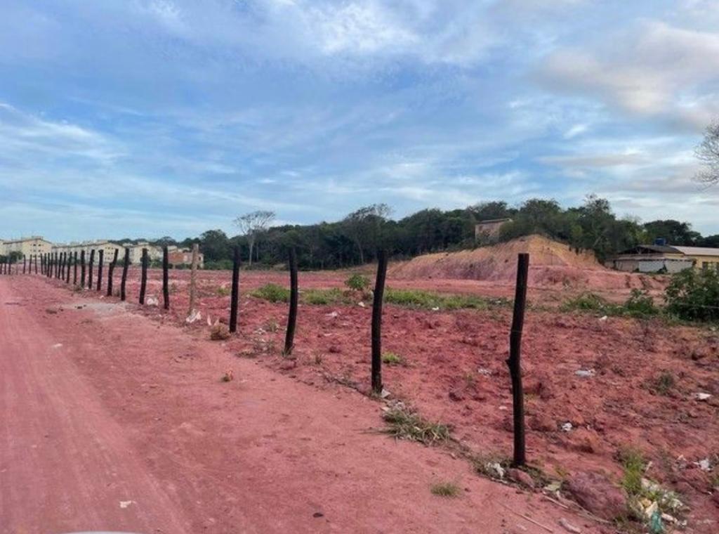 Áreas de 5000 a 15 mil m2